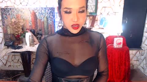 Queen Agatha online show from 07-28-26, 02:57