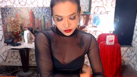 Queen Agatha online show from 07-28-26, 05:01