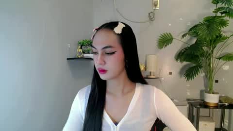 queen_danaya online show from 06-11-26, 09:57