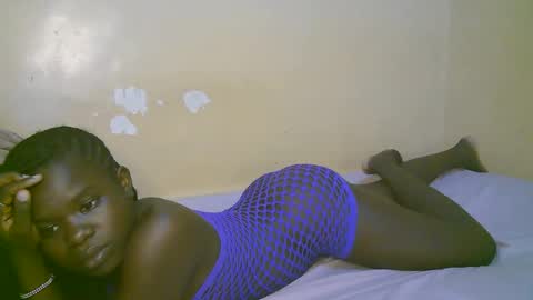 queen_latasha online show from 05-08-26, 06:46