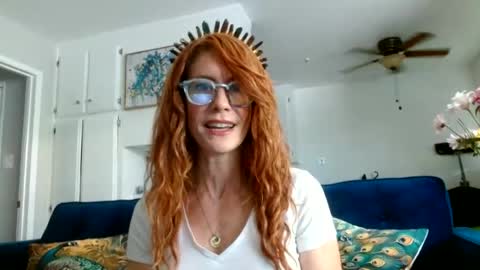 Snapshot of queenamber22 chatting on 06-15-26, 11:29 Queen Amber online show from 06-15-26, 11:29