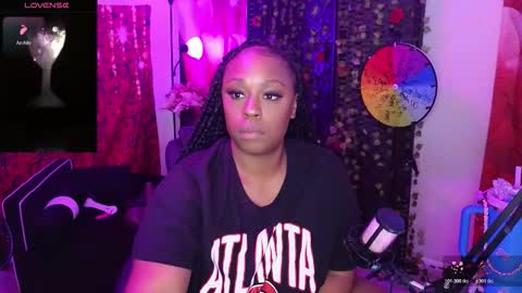 Queen Cherise Roze online show from 11-09-25, 02:48