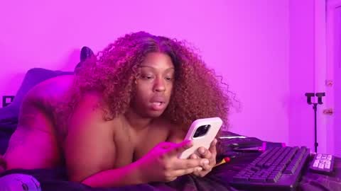 Queen Cherise Roze online show from 07-01-26, 03:41