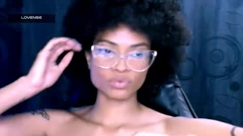 Snapshot of queendom_ing chatting on 07-14-26, 07:08 Sweet Goddess online show from 07-14-26, 07:08