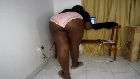 Nina online show from 04-11-26, 04:33