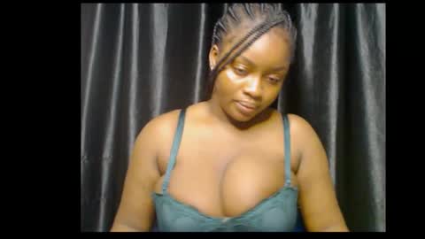 Zoey online show from 10-26-25, 11:09