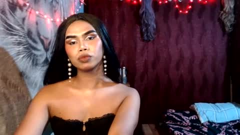 queenpinayebony_xx online show from 06-30-26, 11:22