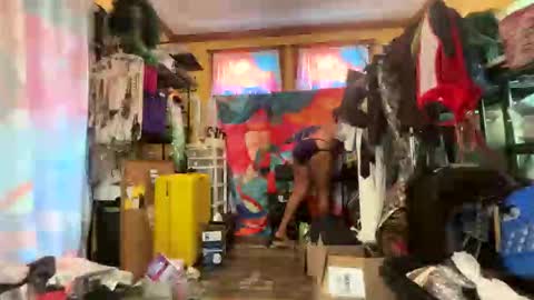 Queen Hilarity online show from 03-07-26, 08:28