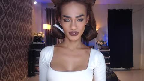 ValentinaMoone online show from 06-15-26, 11:18