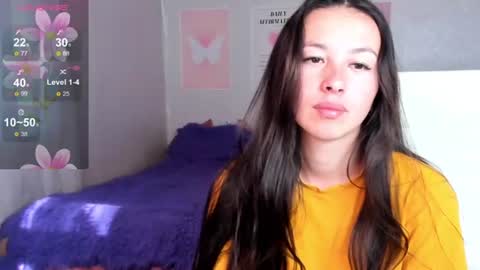 Snapshot of queitsharm_ chatting on 06-22-26, 04:53 Anna online show from 06-22-26, 04:53