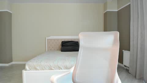 Leya online show from 09-10-25, 08:36