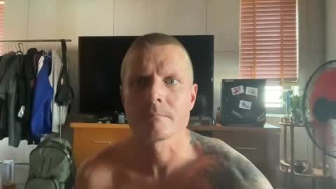 rabbit_eyes69 online show from 06-21-26, 05:32