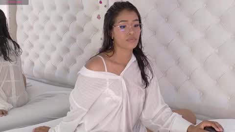 rachel_jamesx online show from 05-10-26, 04:50