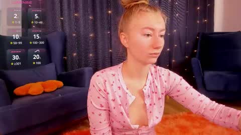 Snapshot of rachel_rut chatting on 02-20-26, 06:19 Rachel online show from 02-20-26, 06:19