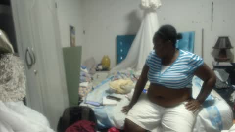 Snapshot of rachelexoticgirl chatting on 05-25-26, 03:23 rachelexoticgirl online show from 05-25-26, 03:23
