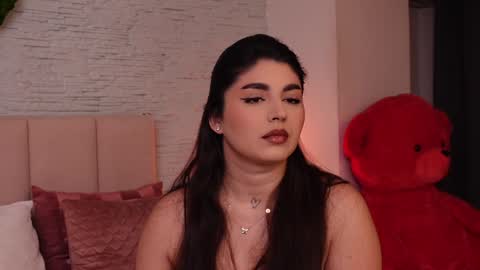 RachelSwaan online show from 02-08-25, 03:41