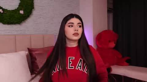 RachelSwaan online show from 02-12-25, 04:23