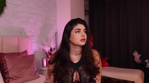 RachelSwaan online show from 02-20-25, 05:44