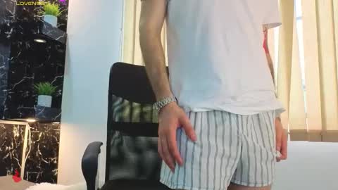 Snapshot of rafael_mendez chatting on 03-14-26, 08:58 R A F A E L online show from 03-14-26, 08:58