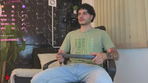 Snapshot of rafael_mendez chatting on 04-03-26, 08:51 R A F A E L online show from 04-03-26, 08:51