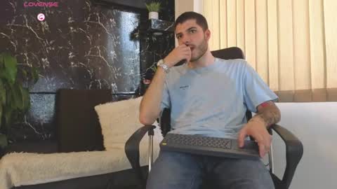 R A F A E L online show from 07-01-26, 07:57