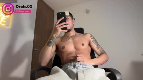 Snapshot of rafael_stone1 chatting on 06-05-26, 03:13 NEW IG online show from 06-05-26, 03:13