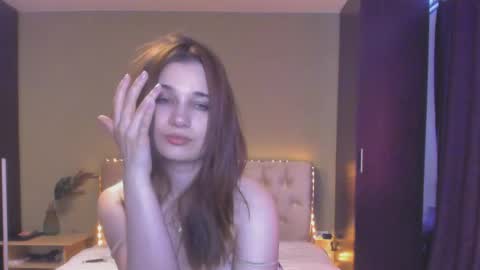 Sofie online show from 05-16-26, 08:00