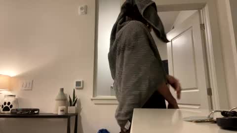 Ray Ray online show from 02-20-25, 04:39