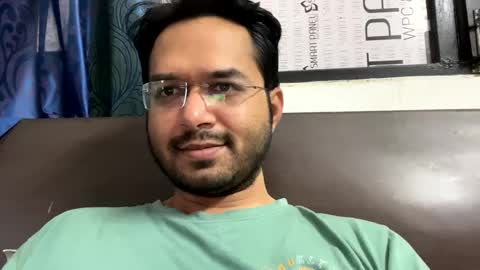 Snapshot of raj_maheesh chatting on 01-27-25, 04:52 raj_maheesh online show from 01-27-25, 04:52