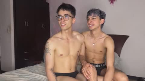 Snapshot of rakhubs chatting on 03-06-26, 10:50 Enzo online show from 03-06-26, 10:50