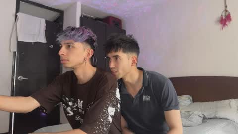 Snapshot of rakhubs chatting on 03-17-26, 09:40 Enzo online show from 03-17-26, 09:40