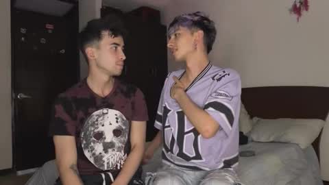 Snapshot of rakhubs chatting on 03-24-26, 10:48 Enzo online show from 03-24-26, 10:48