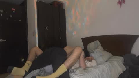 Snapshot of rakhubs chatting on 03-28-26, 12:21 Enzo online show from 03-28-26, 12:21