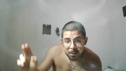 ralphillips25 online show from 06-12-26, 05:01