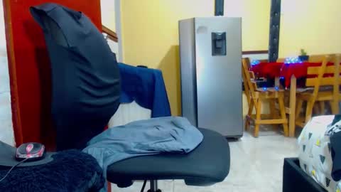 Snapshot of randypein chatting on 03-07-26, 03:47 randypein online show from 03-07-26, 03:47