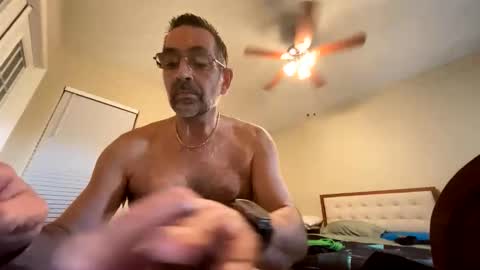 Snapshot of ranuzzi26 chatting on 05-09-26, 04:39 ranuzzi26 online show from 05-09-26, 04:39