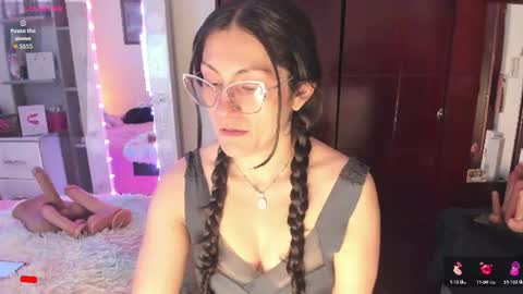 Snapshot of rapunzell__ chatting on 06-26-26, 12:42 Rapunzell online show from 06-26-26, 12:42