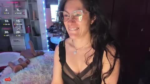 Snapshot of rapunzell__ chatting on 07-15-26, 11:15 Rapunzell online show from 07-15-26, 11:15
