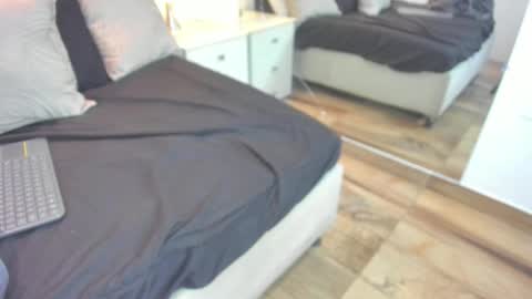 Snapshot of raquel_moore chatting on 01-07-26, 07:16 Raquel Moore online show from 01-07-26, 07:16