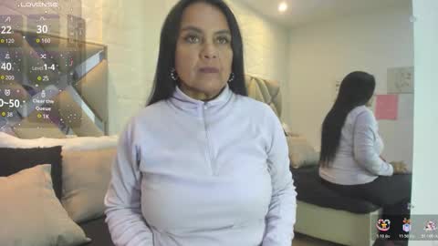 Snapshot of raquel_moore chatting on 01-19-26, 02:43 Raquel Moore online show from 01-19-26, 02:43