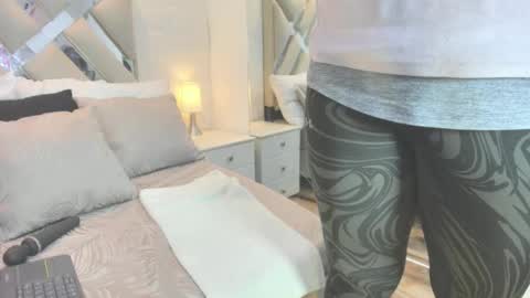 Snapshot of raquel_moore chatting on 02-04-26, 12:11 Raquel Moore online show from 02-04-26, 12:11