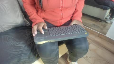 Snapshot of raquel_moore chatting on 02-09-26, 12:53 Raquel Moore online show from 02-09-26, 12:53