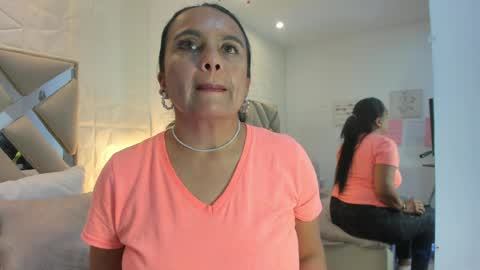 Snapshot of raquel_moore chatting on 03-08-26, 02:04 Raquel Moore online show from 03-08-26, 02:04