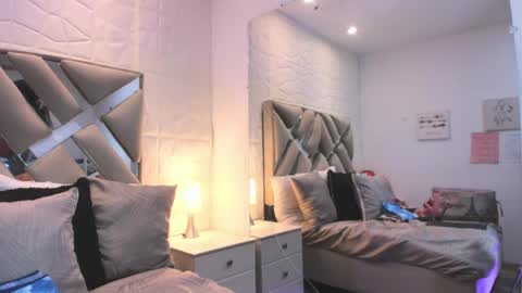 Snapshot of raquel_moore chatting on 04-03-26, 01:42 Raquel Moore online show from 04-03-26, 01:42