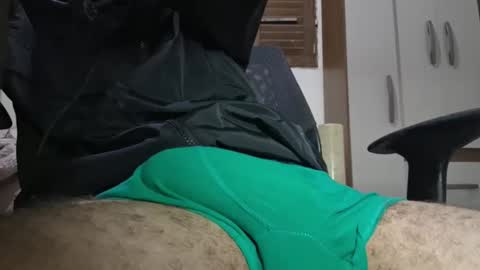 Snapshot of rat_boy_ chatting on 05-04-26, 02:40 rat-boy online show from 05-04-26, 02:40