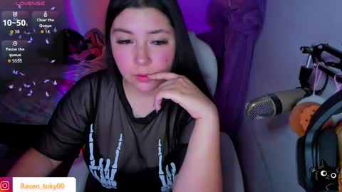 Raven online show from 05-25-26, 12:27