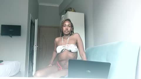 ravenbby online show from 05-25-26, 10:21