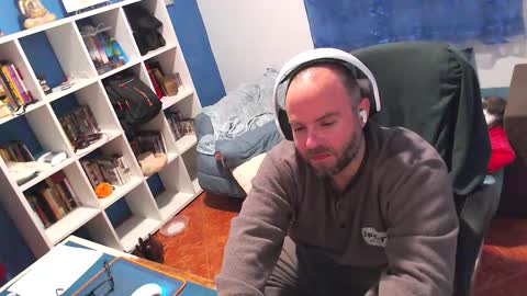 ravingr3d3 online show from 02-18-26, 12:17