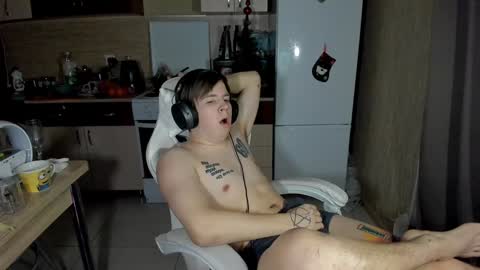 Snapshot of ray_hill chatting on 01-03-25, 07:50 Ray online show from 01-03-25, 07:50