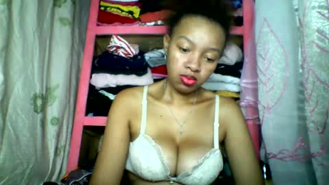 rayana_69 online show from 06-15-26, 08:49